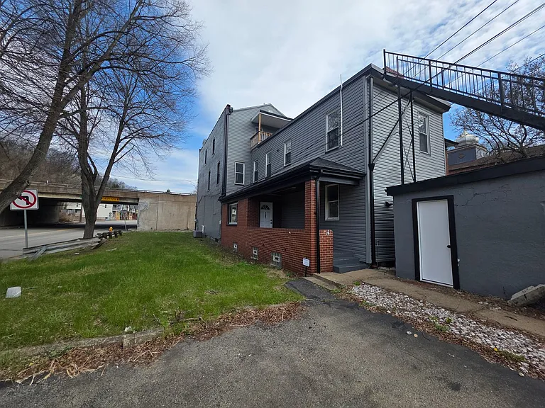 165-167 State Street (Diamond Protection Plan) — Photo 26