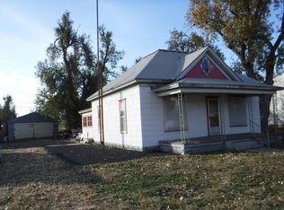 914 Kinsley Ave, Kinsley, KS 67547