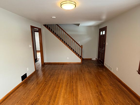 3rd image of 43 Blue Hills Ave