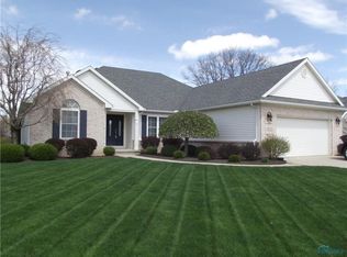 7934 Dana Rae Dr, Waterville, OH 43566