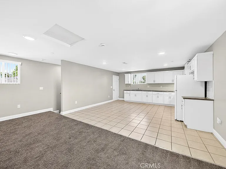 11227 Towne Ave — Photo 8
