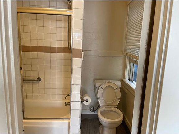 2nd image of 248 E San Salvador St #5
