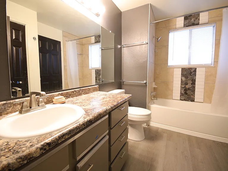 4569 Fontana Way — Photo 10