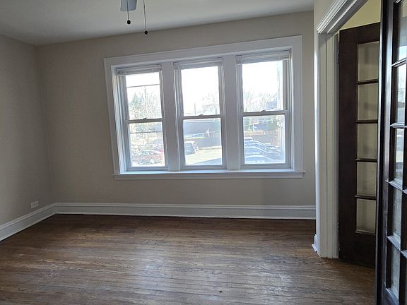 2nd image of 1936 W Estes Ave #1N