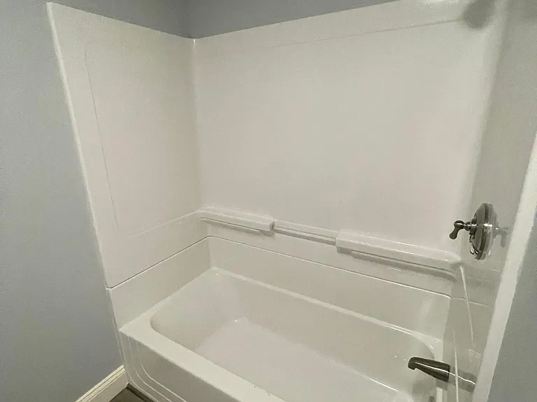 125 Franklin St #3 — Photo 6