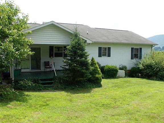 3rd image of 234 Knollview Dr