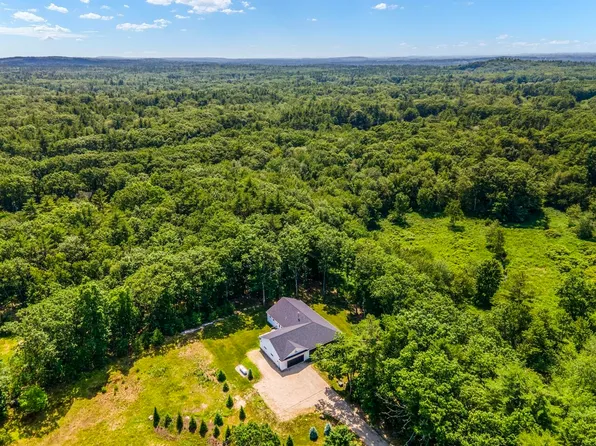 1914 Tatnic Road, Wells, ME 04090