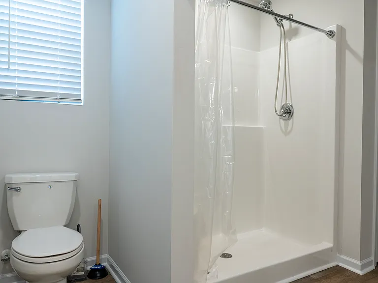 5308 Meagan Ln NE — Photo 15