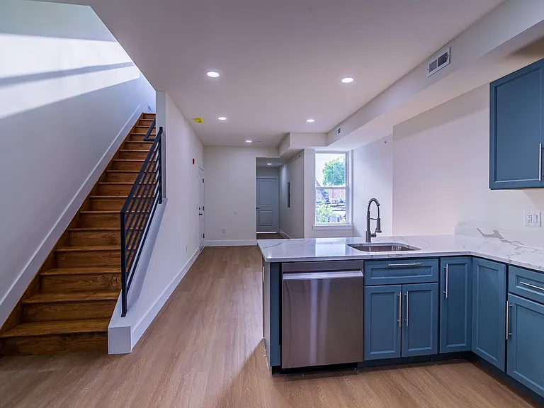 808 N Preston St — Photo 18