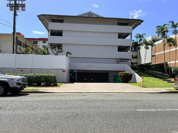 1512 Piikoi St APT 203, Honolulu, HI 96822