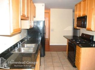 602 N Dearborn St #812, Chicago, IL 60654