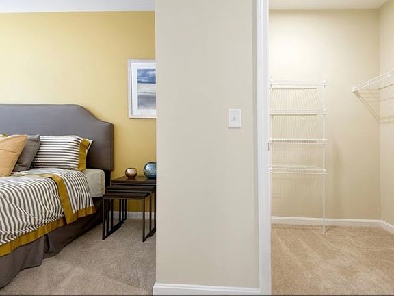 5th image of 42 Rankin St #3
