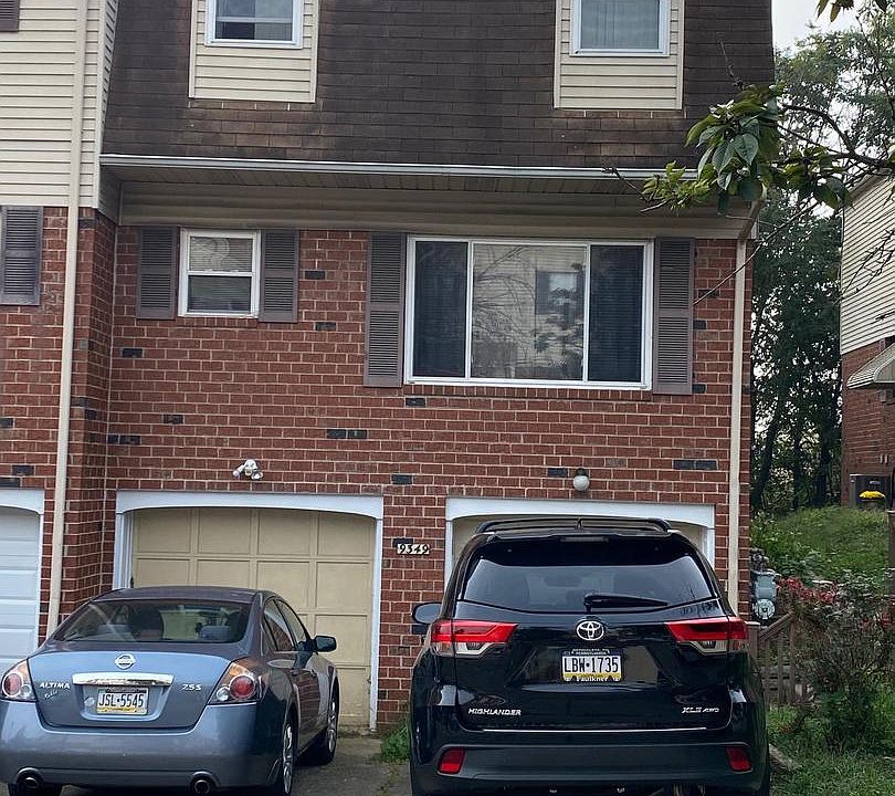 2nd image of 9349 Neil Rd #B