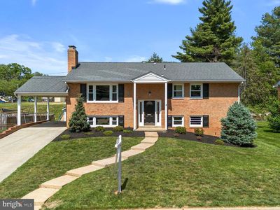 7530 Fairwood Ln, Falls Church, VA, 22046