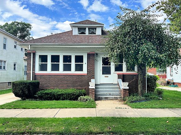 2nd image of 406 River Ave