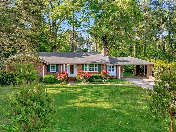 2nd image of 443 Mecklenburg Dr