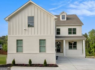 711 Suholden Cir NE, Marietta, GA 30066