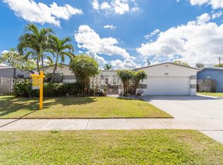 9360 SW 55th Ct, Cooper City, FL 33328