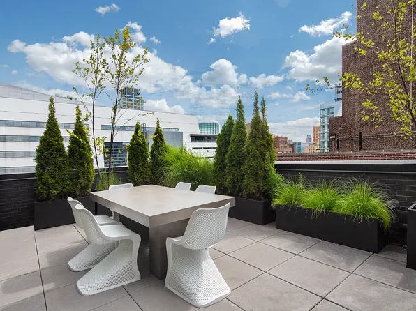 139 East 23rd Street image 14 of 15