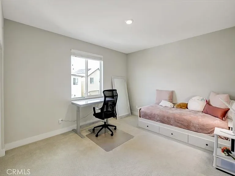 134 Chorus — Photo 25