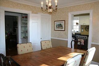 5th image of 56 Woodvale Ave
