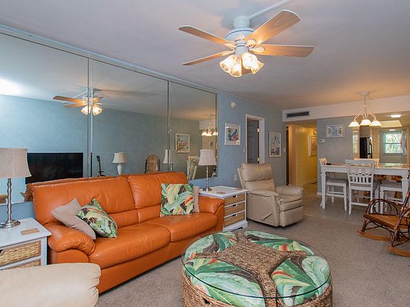 3rd image of 201 E Ocean Dr Unit 1-302