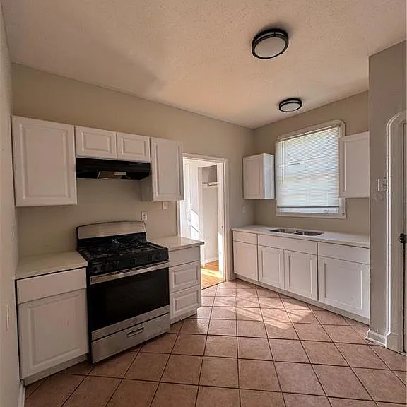 3507 Clermont Dr — Photo 3