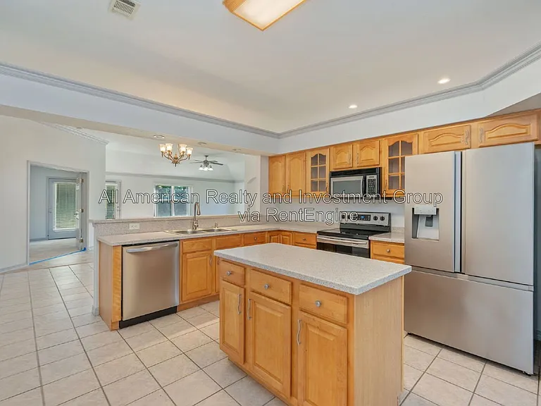 1940 Kadima Cir — Photo 5