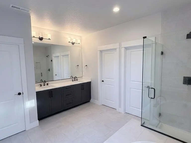 15676 NW Raywood Ln — Photo 9