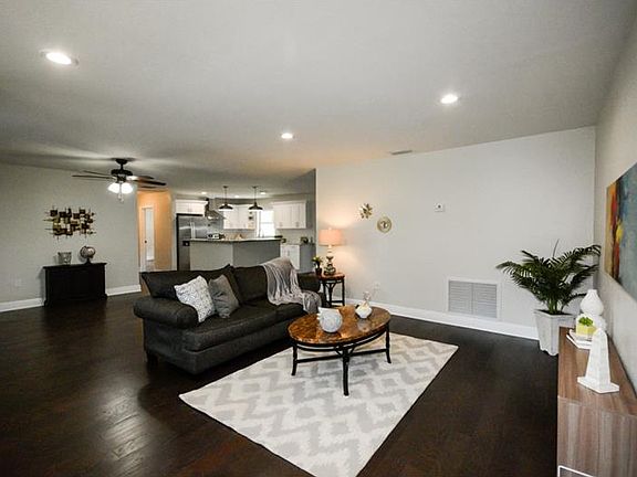 5th image of 4711 W Fielder St