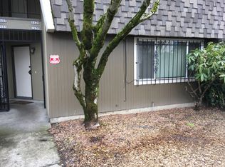 1135 SE Pershing St, Portland, OR 97202