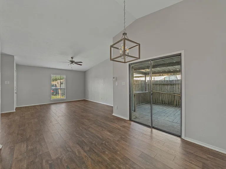 4716 Rose Of Sharon Ln — Photo 18