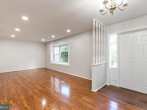 5310 Orchardson Ct, Fairfax, VA 22032