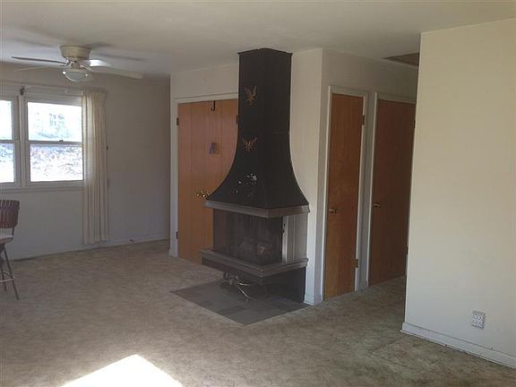 5th image of 309 N Wolcott St