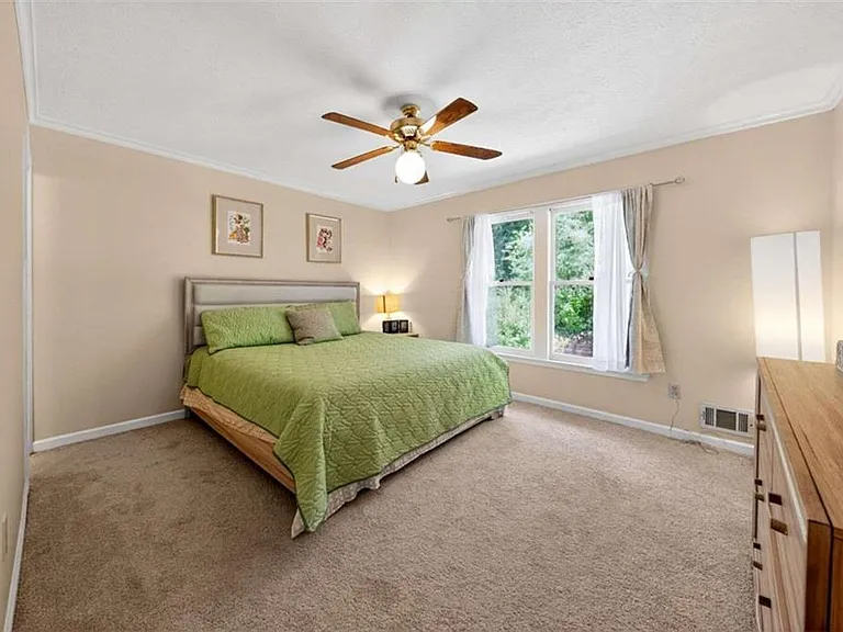 6117 Queen Anne Ct — Photo 19