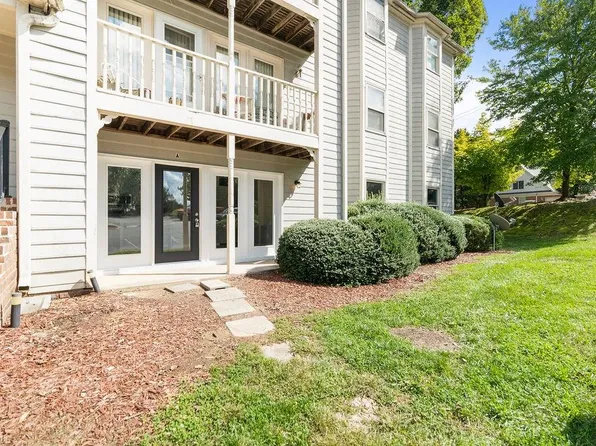 700 Glendale Dr APT A, Greensboro, NC 27406