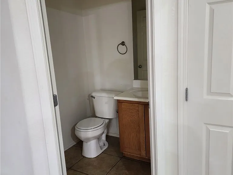 11901 Fairfax Ridge St — Photo 44