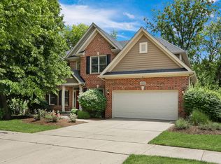 2265 Red Maple Ln, Aurora, IL 60502