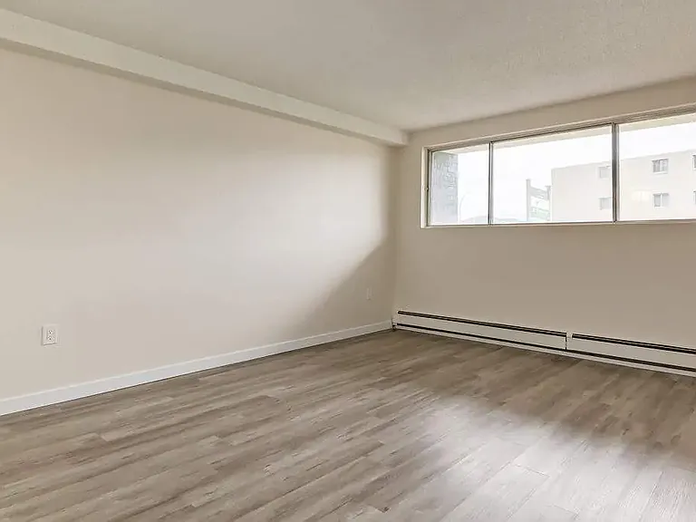 89 Collins Cres SE #201 — Photo 7