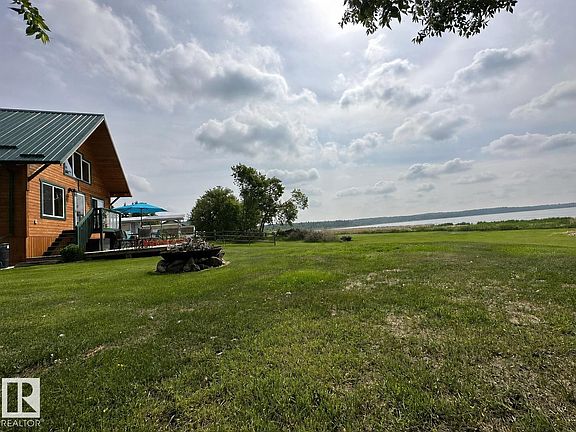 2nd image of 51 Lakeshore Dr
