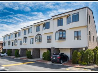 12020 Riviera Ct #22A, Flushing, NY 11356