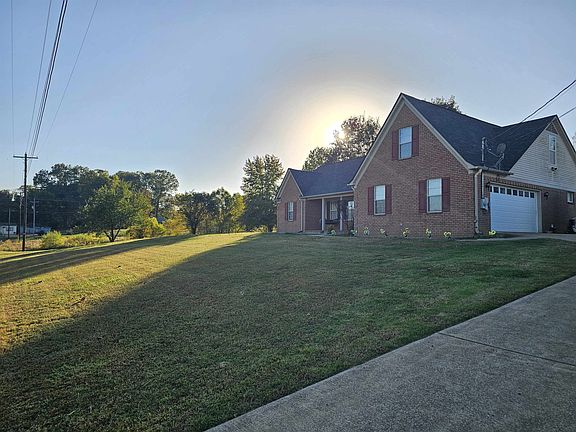 5th image of 57 Peggy Anne Ln