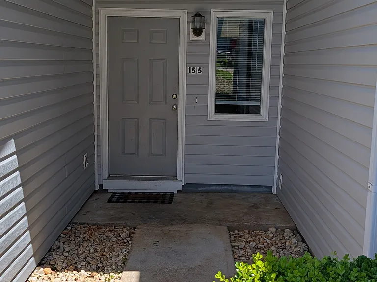 155 Candlebrook Dr — Photo 2