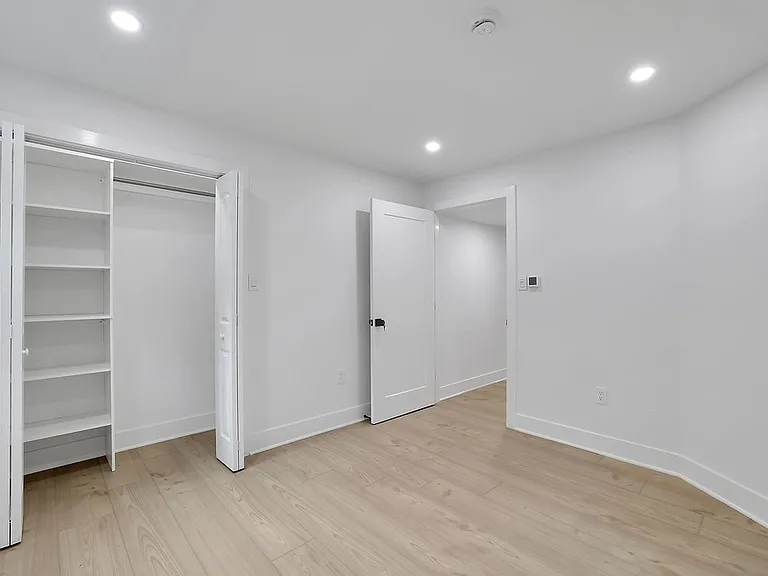 644B S Illinois St — Photo 15