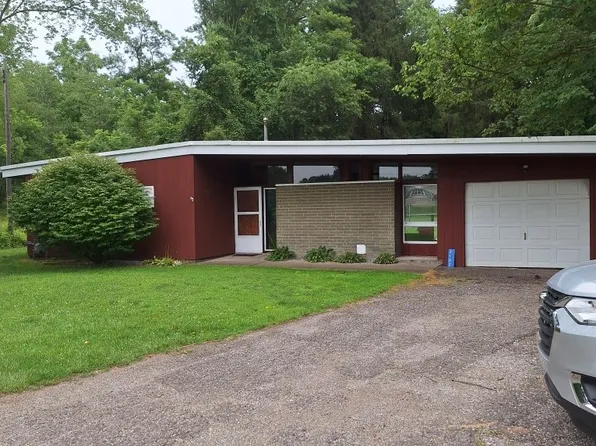 3102 Saranac Dr, Sharpsville, PA 16150