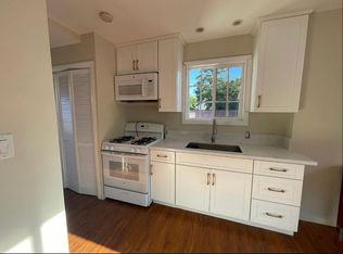 20400 Cantara St, Winnetka, CA 91306