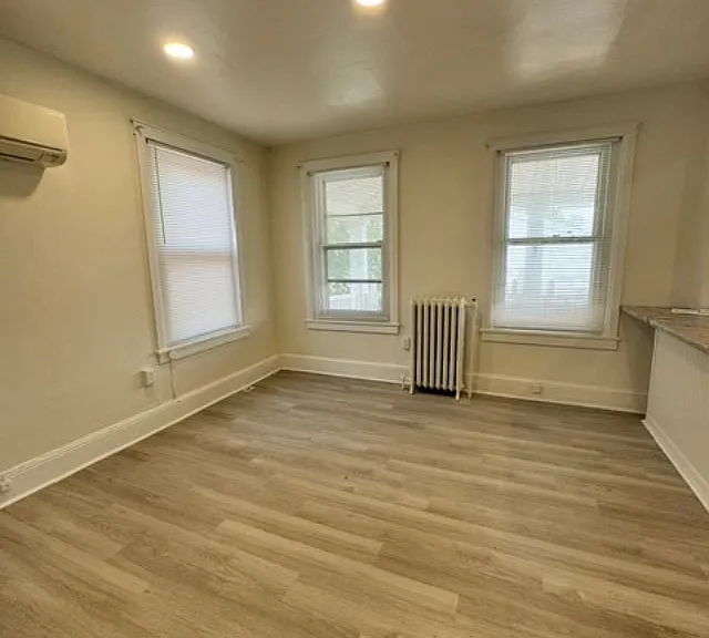 129 W Miner St #5 — Photo 4