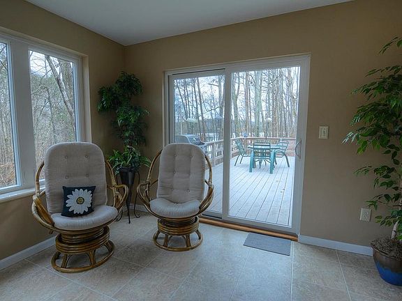 Great access to open deck