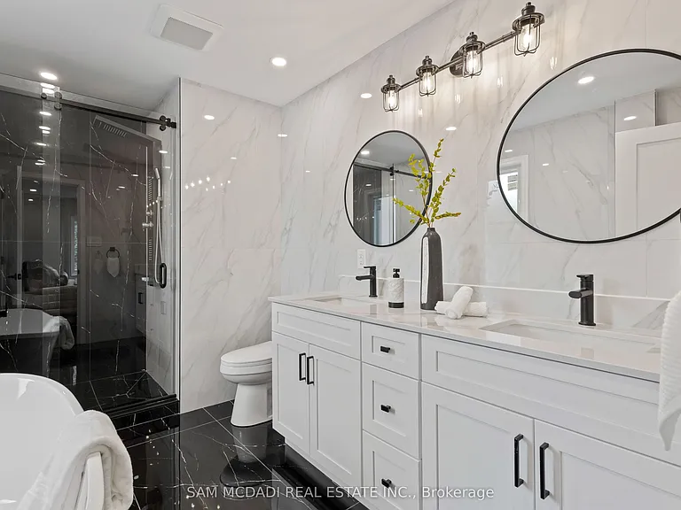2535 Robin Dr — Photo 28
