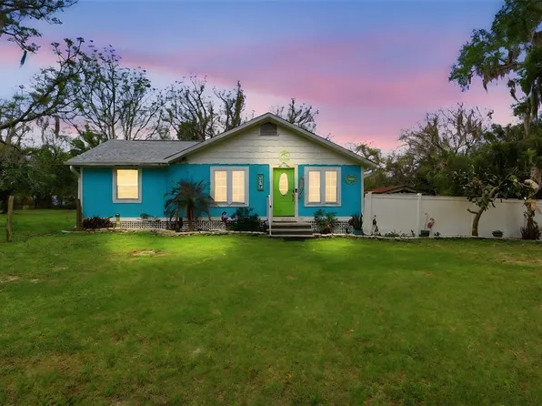 460 Alhambra Ave, De Leon Springs, FL 32130